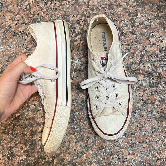 White all star low top converse - Picture 5 of 6